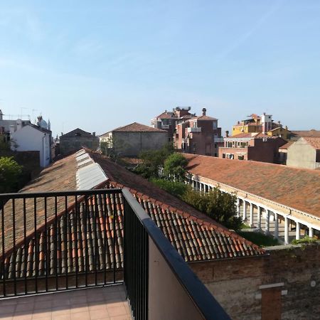 Appartamento Rio De La Fornace Venice Exterior photo