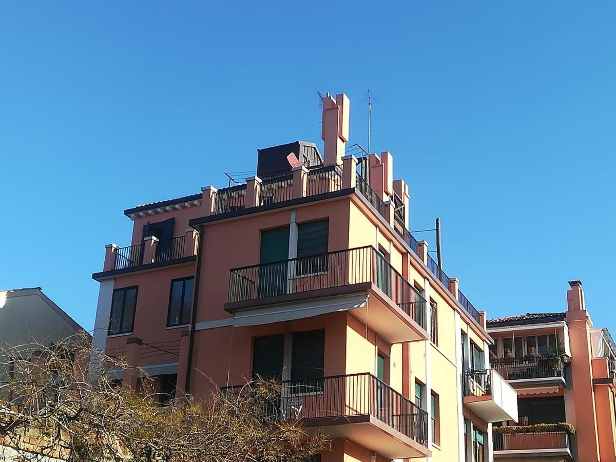 Appartamento Rio De La Fornace Venice Exterior photo